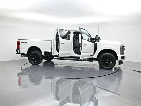 New 2026 Ford F250 Lariat w/ Black Appearance Package AWD/4WD image 49