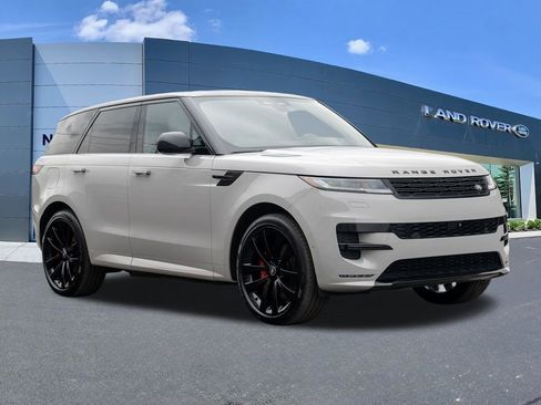 Certified 2025 Land Rover Range Rover Sport Dynamic SE AWD/4WD image 3
