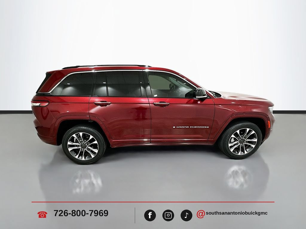 Used 2022 Jeep Grand Cherokee Overland RWD image 9