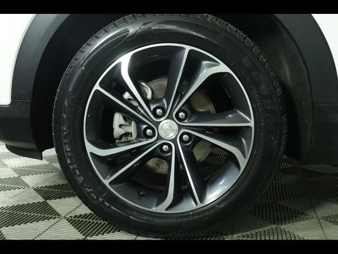 Used 2021 Buick Encore GX Select image 7