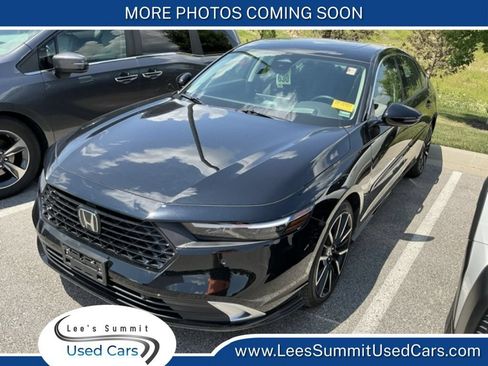 Used 2024 Honda Accord Touring image 1