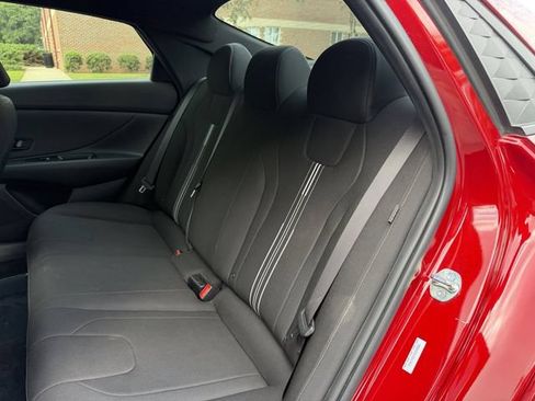 Used 2025 Hyundai Elantra Sport FWD image 25