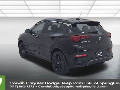Used 2024 Buick Encore GX Sport Touring image 11