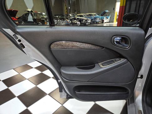 Used 2005 Jaguar S-TYPE R RWD image 55