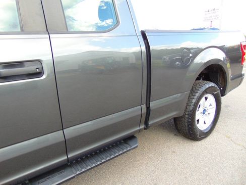 Used 2018 Ford F150 XL w/ Equipment Group 101A Mid AWD/4WD image 30