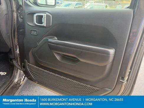 Used 2020 Jeep Wrangler Unlimited Sport S AWD/4WD image 35