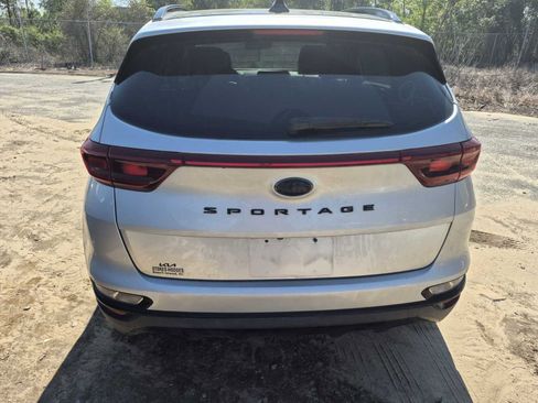 Used 2022 Kia Sportage Nightfall Edition FWD image 4