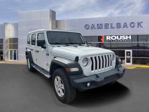 Used 2021 Jeep Wrangler Unlimited Sport w/ Sun And Sound Package AWD/4WD image 4