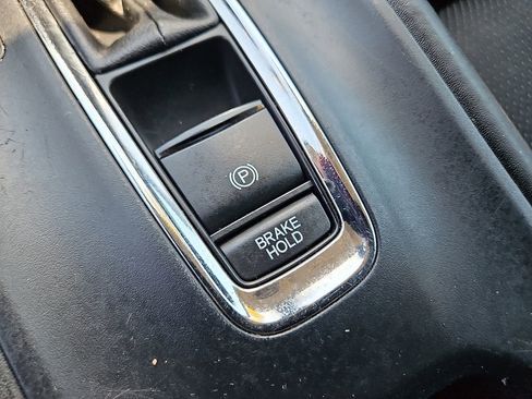 Used 2022 Honda HR-V EX image 25