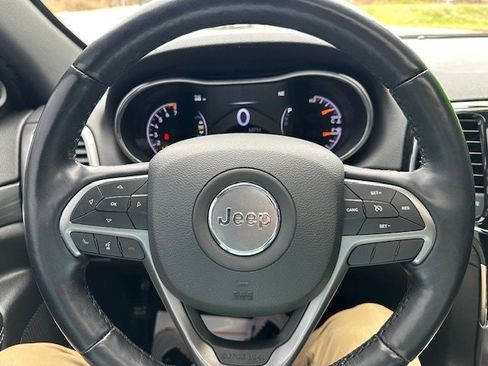 Certified 2021 Jeep Grand Cherokee Freedom Edition image 14