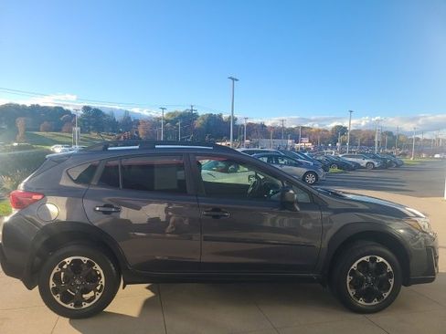 Used 2023 Subaru Crosstrek 2.0i image 8