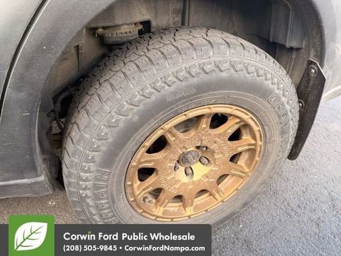 Used 2005 Subaru Outback 3.0R L.L. Bean image 5