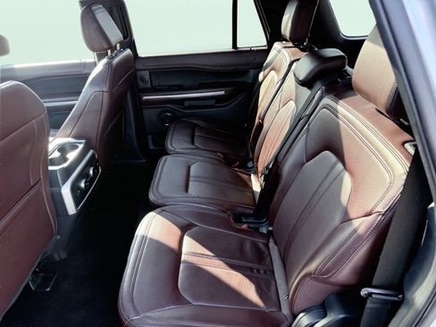 Used 2023 Ford Expedition Max Limited image 36