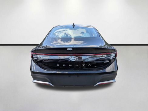 New 2026 Hyundai Sonata Blue FWD image 4