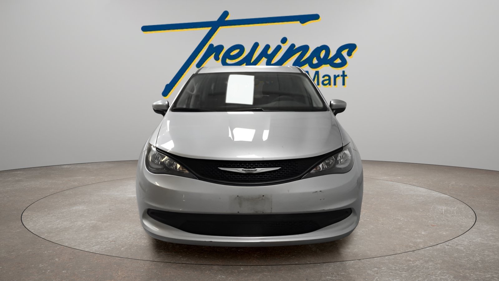 Used 2023 Chrysler Voyager LX FWD image 4
