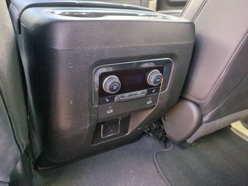 Used 2022 Chevrolet Suburban RST w/ Luxury Package AWD/4WD image 13