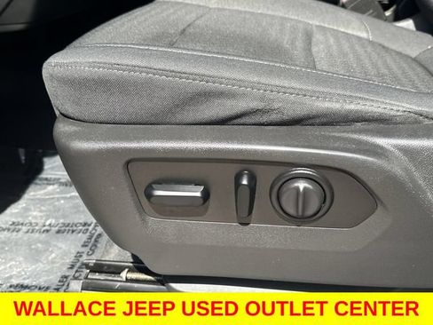 Used 2021 Chevrolet Silverado 1500 RST AWD/4WD image 16