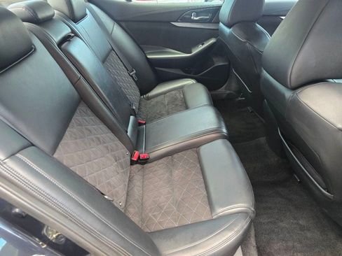 Used 2016 Nissan Maxima SR FWD image 14