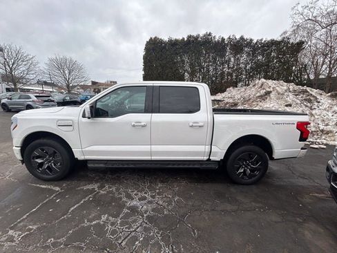 Used 2023 Ford F150 Lightning Lariat w/ Equipment Group 511A High image 4