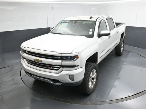 Used 2017 Chevrolet Silverado 1500 LTZ Z71 w/ LTZ Plus Package AWD/4WD image 45
