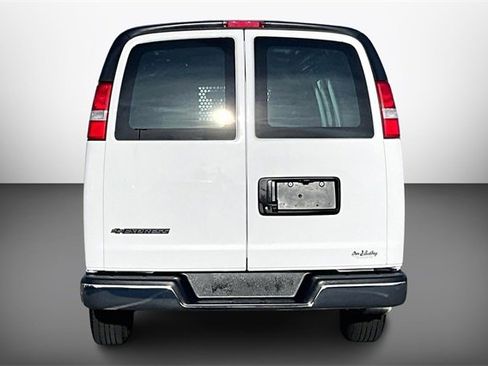 Used 2024 Chevrolet Express 2500 w/ Driver Convenience Package image 4