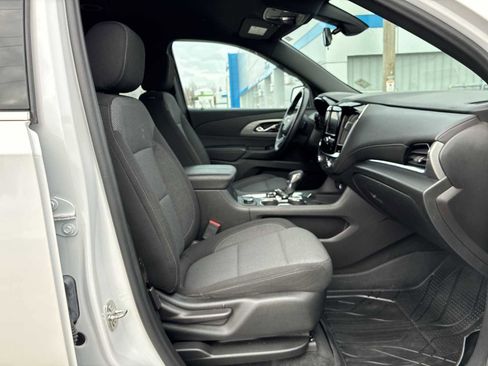 Certified 2023 Chevrolet Traverse LT w/ LPO, Floor Liner Package image 27