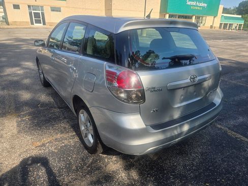 Used 2007 Toyota Matrix XR FWD image 6