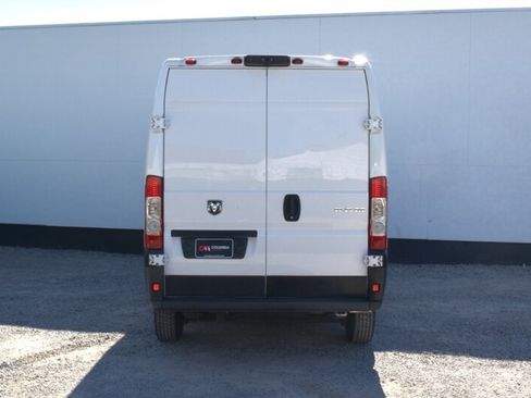 Used 2019 RAM ProMaster 2500 FWD image 4