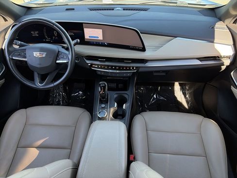 Used 2024 Cadillac XT4 Premium Luxury image 24