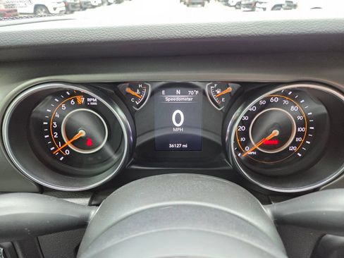 Used 2022 Jeep Gladiator Sport AWD/4WD image 34