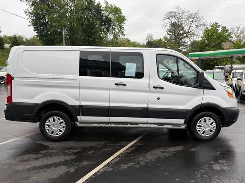 Used 2017 Ford Transit 250 130 Low Roof w/ Exterior Upgrade Package RWD image 6