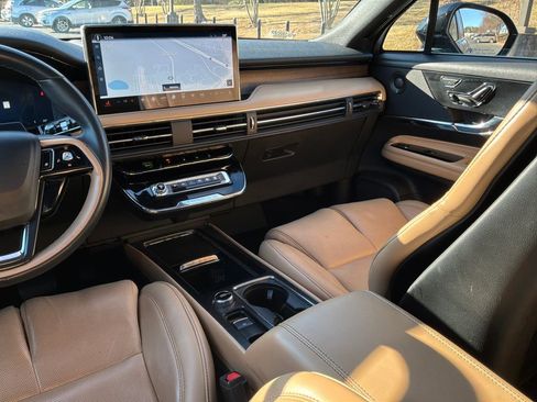 Certified 2023 Lincoln Corsair Reserve w/ Equipment Group 202A image 31