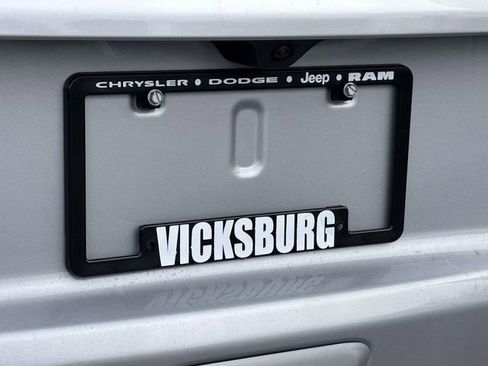 New 2026 Jeep Compass Limited image 34