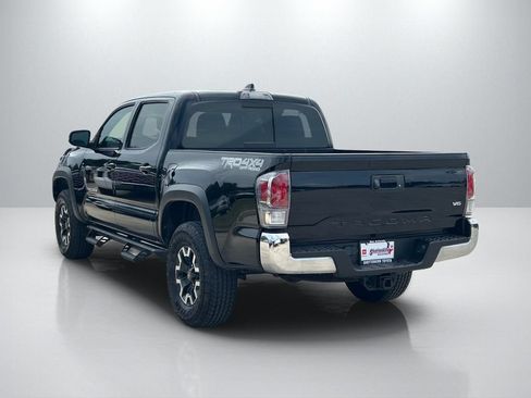 Used 2022 Toyota Tacoma TRD Off-Road AWD/4WD image 7