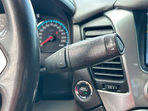 Used 2018 Chevrolet Tahoe Premier AWD/4WD image 22