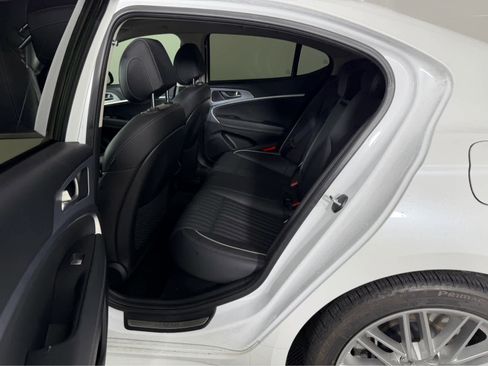 Used 2021 Genesis G70 2.0T w/ Elite Package image 12