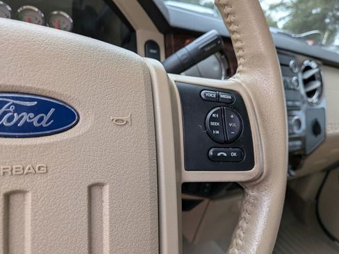 Used 2010 Ford F250 Cabela's image 18