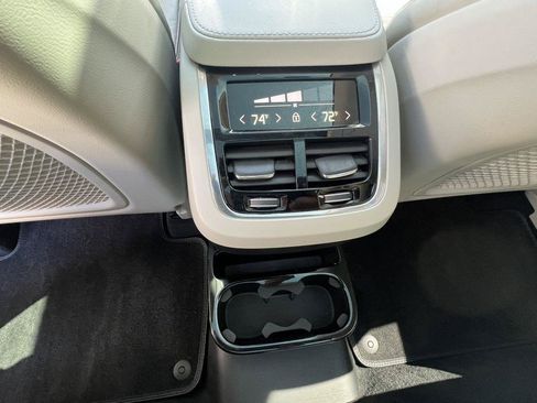 Used 2021 Volvo XC90 T6 Inscription AWD/4WD image 12