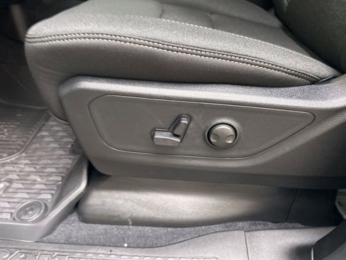 Used 2025 RAM 1500 Big Horn image 38