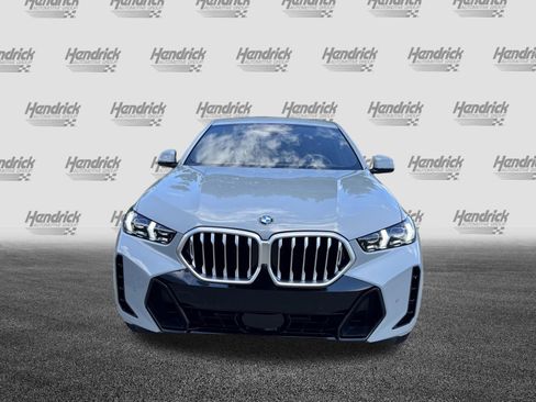 Used 2026 BMW X6 xDrive40i AWD/4WD image 3