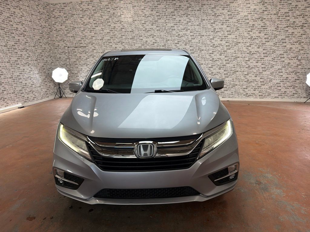 Used 2019 Honda Odyssey Elite image 2