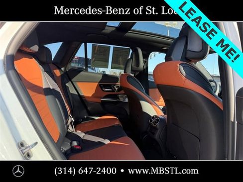 Certified 2025 Mercedes-Benz GLC 300 4MATIC image 12
