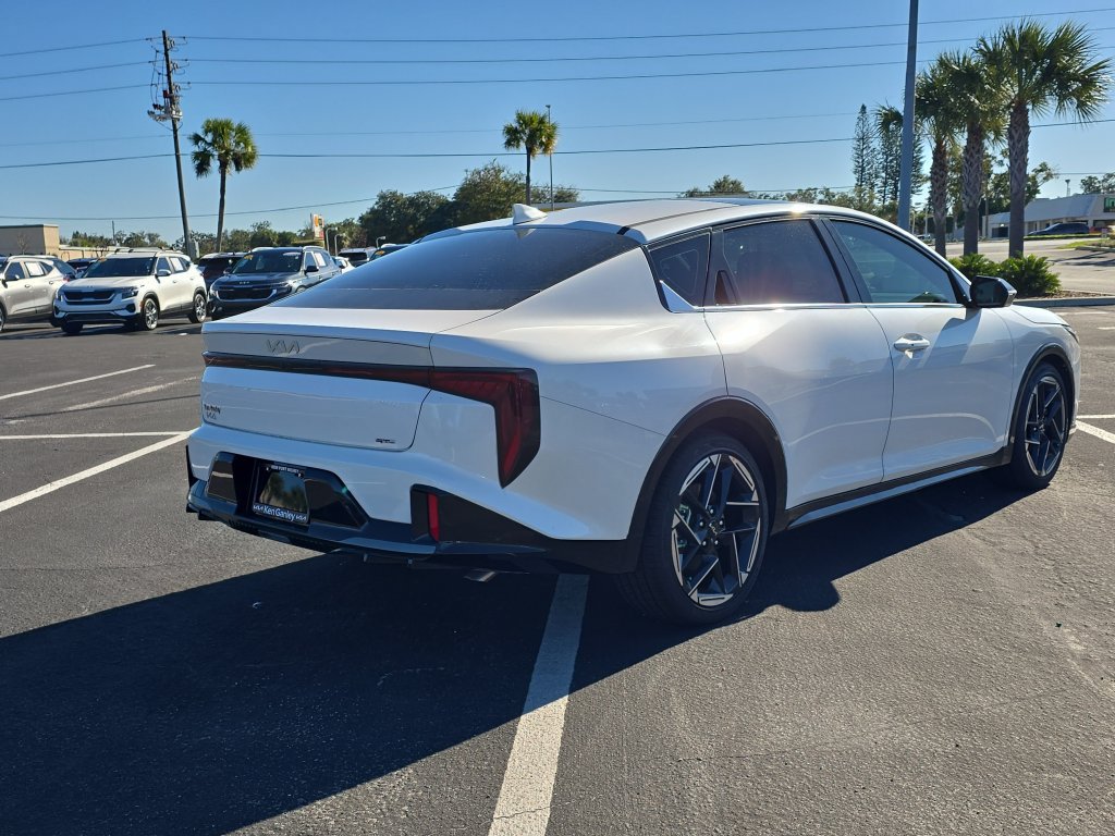 New 2026 Kia K4 GT-Line w/ GT-Line Premium Package FWD image 8