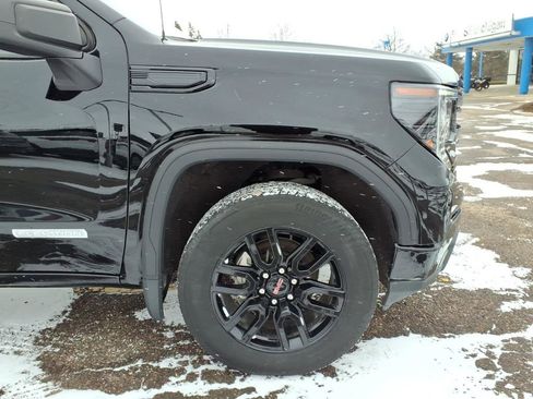 Used 2022 GMC Sierra 1500 Elevation image 24