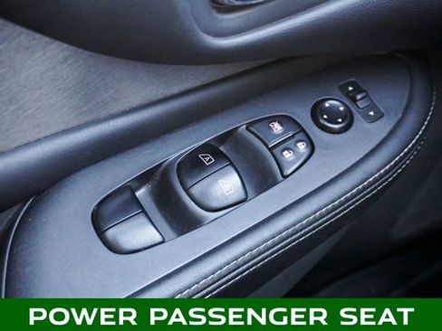 Used 2024 Nissan Murano SV image 26