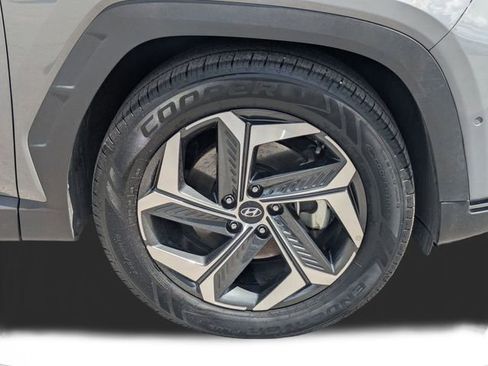 Used 2024 Hyundai Tucson Limited FWD image 11