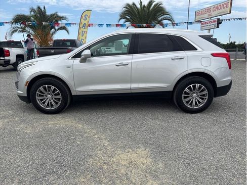 Used 2017 Cadillac XT5 Luxury FWD image 6