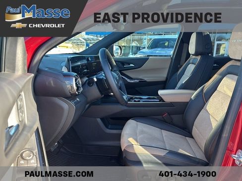 Certified 2025 Chevrolet Equinox ACTIV w/ Safety and Technology Package image 17