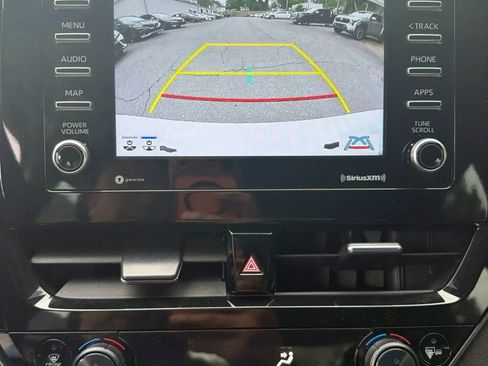 Used 2024 Toyota Camry SE FWD image 18
