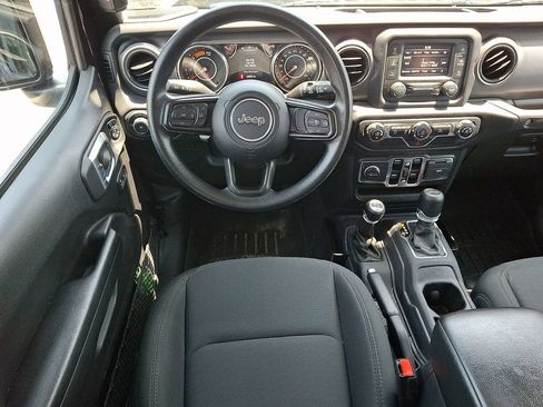 Used 2021 Jeep Wrangler Unlimited Sport AWD/4WD image 2